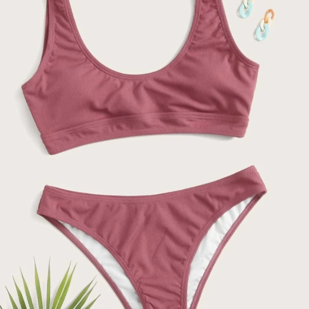 Ribbed Scoop Neck Bikini